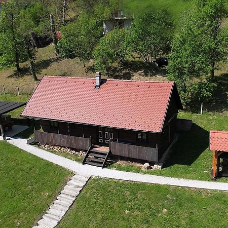 Tradicionalna Zagorska Drvena Kuca Stara Murva Tuheljske Toplice Exterior foto