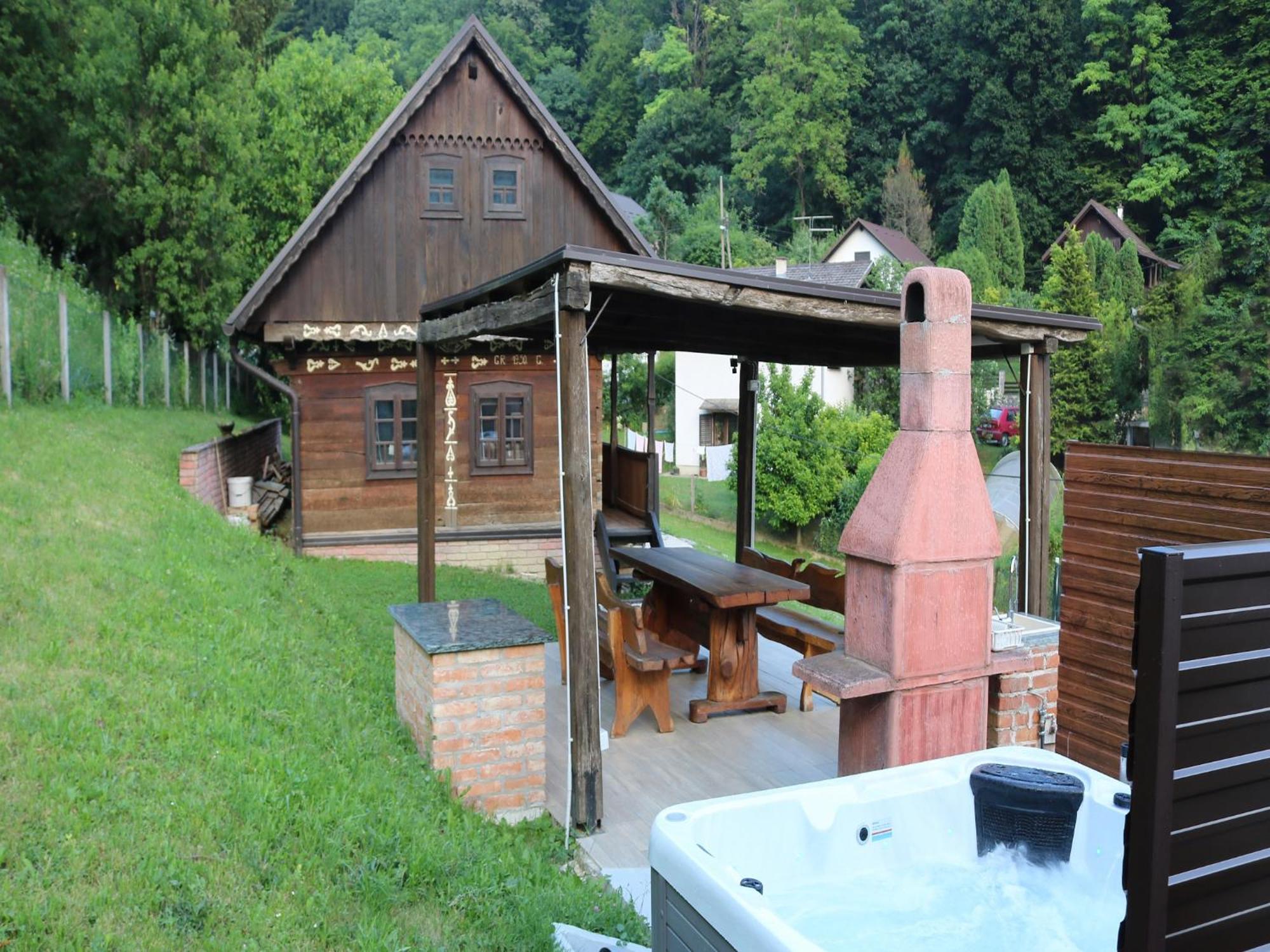 Tradicionalna Zagorska Drvena Kuca Stara Murva Tuheljske Toplice Exterior foto