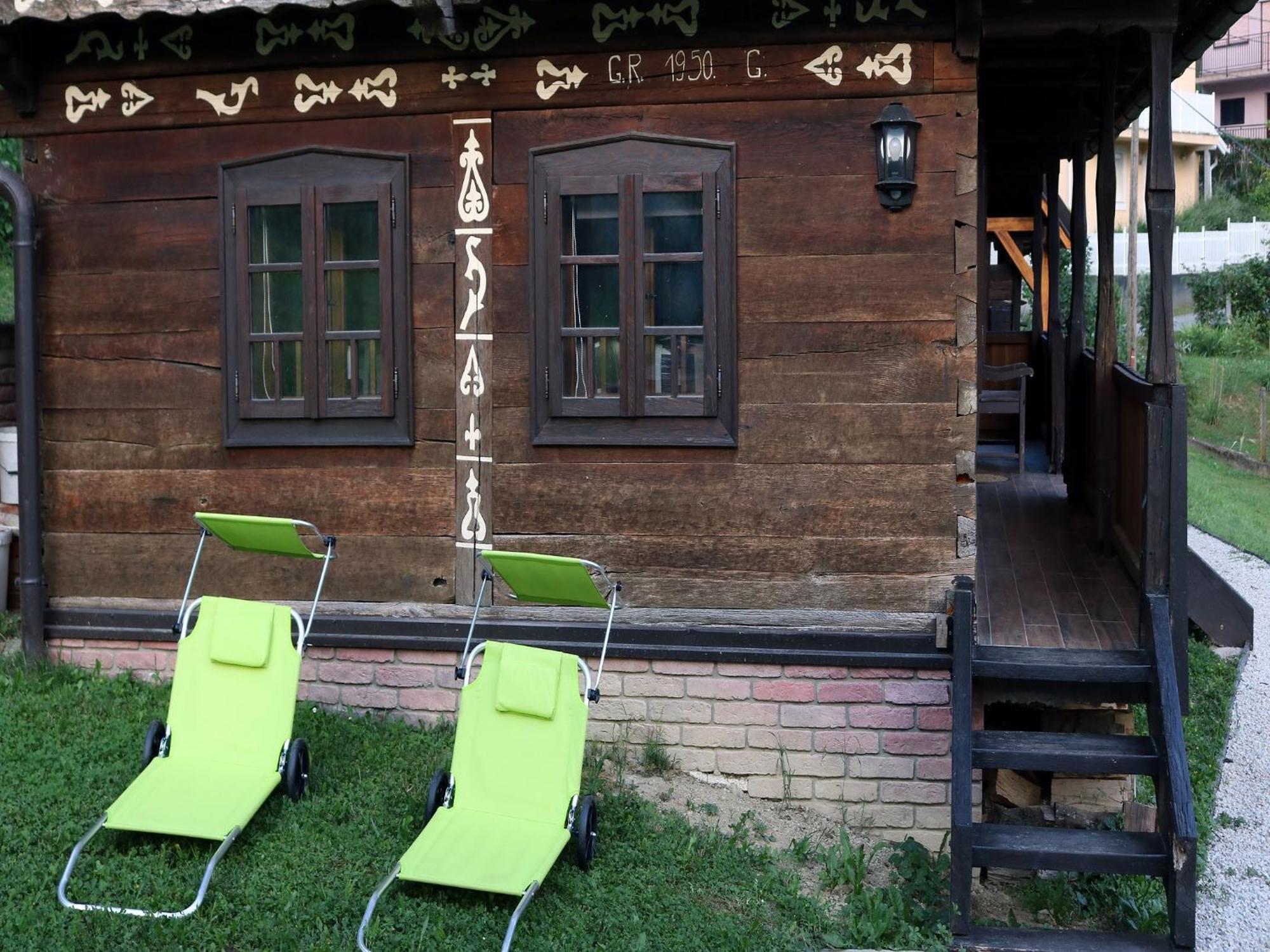 Tradicionalna Zagorska Drvena Kuca Stara Murva Tuheljske Toplice Exterior foto